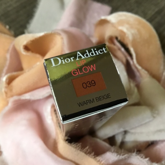 Dior Lip Glow in Warm Beige, full sized - Picture 5 of 5